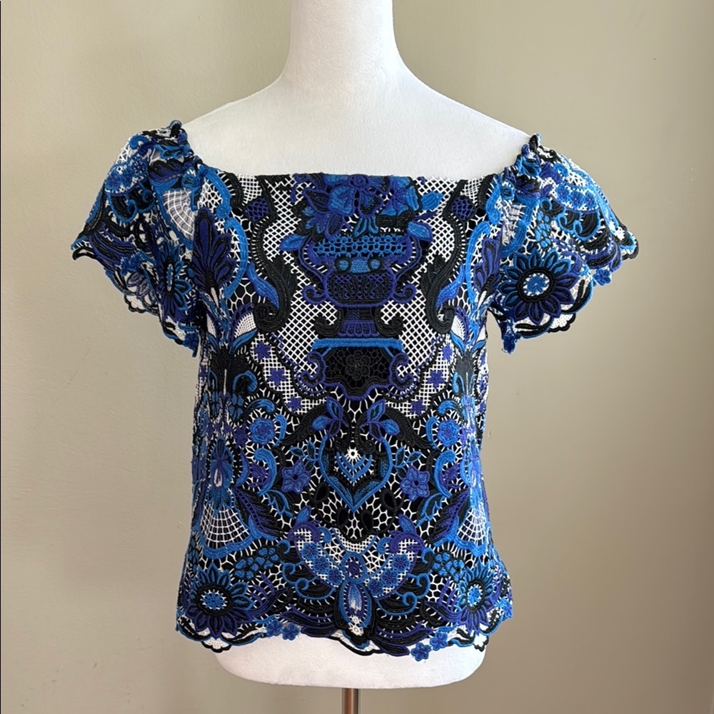 Alice + Olivia Guipure Off Shoulder Crochet Embroidery Blouse Top Lace Blue Sz S